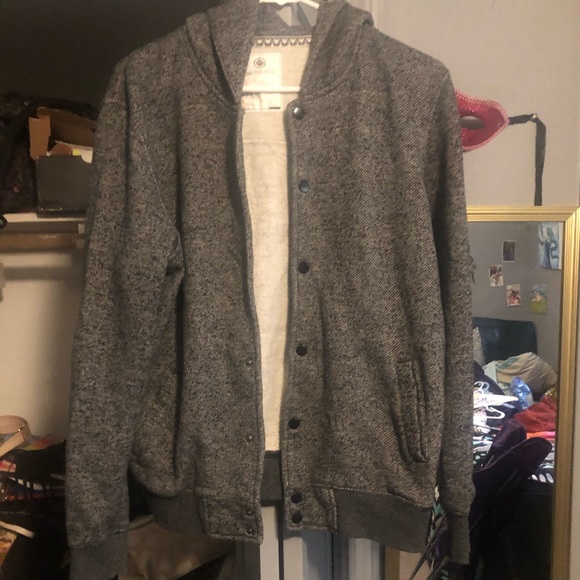 Gray jacket - Picture 4 of 5